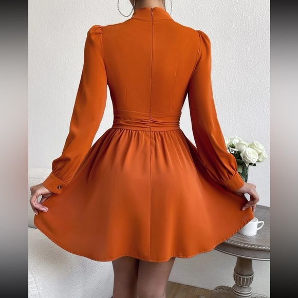 Sexy Cut Out Cowl Neck Long Sleeve Dress - Picture 2 of 6